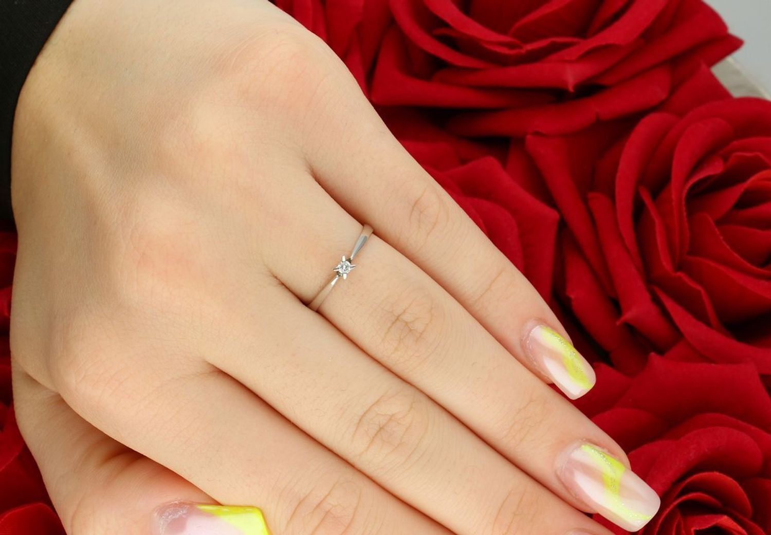 Złoty pierścionek z diamentem „Biały Klasyk”  Białe złoto 585  Rozmiar 11.jpg